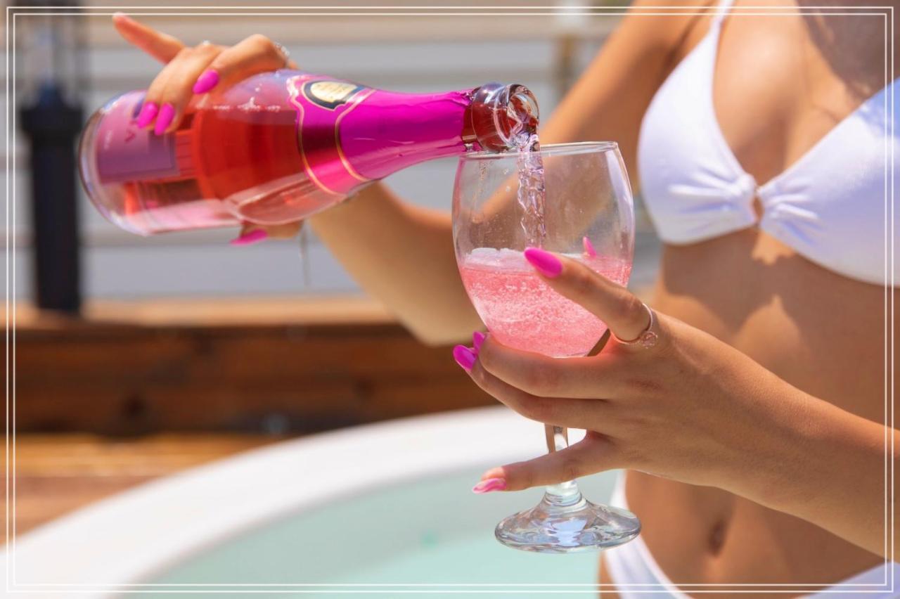 Beach Boutique Hotel And Spa By Tlv Hotels Tel Aviv Dış mekan fotoğraf