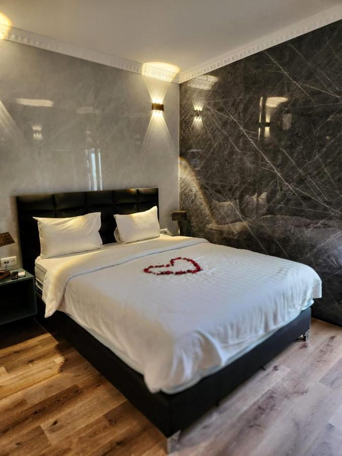 Beach Boutique Hotel And Spa By Tlv Hotels Tel Aviv Dış mekan fotoğraf